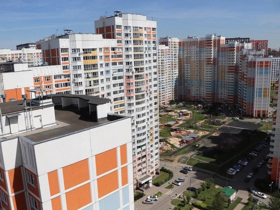 Подъезды домов на улицах Силикатной и Борисовка претендуют на звание лучших в Подмосковье