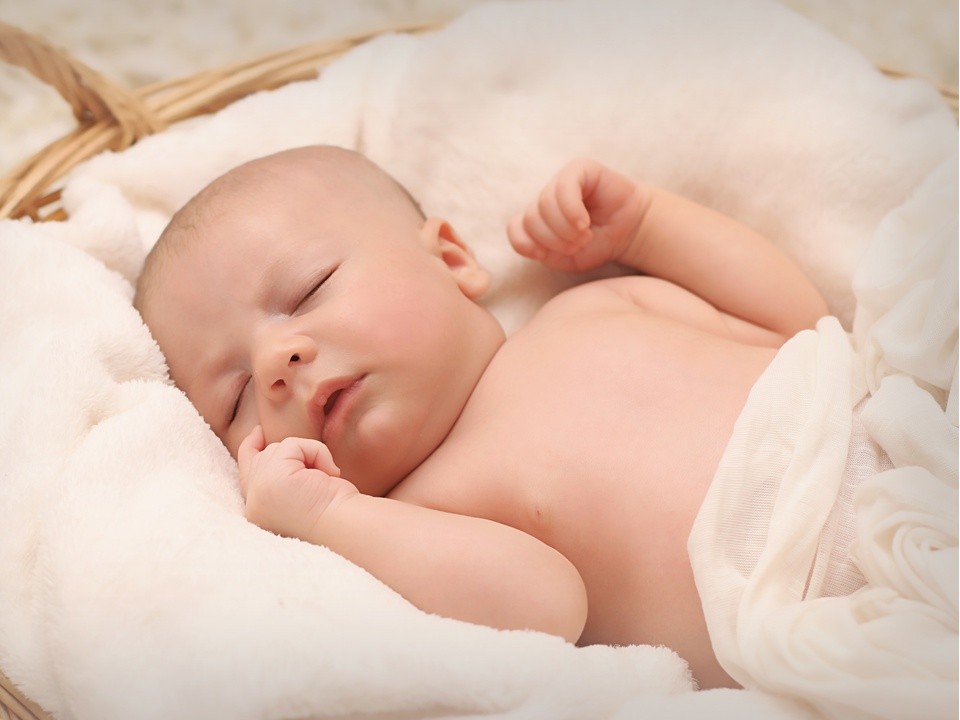 Аделина, Златамира и Радмир: в Отделе ЗАГС назвали самые редкие имена новорожденных
