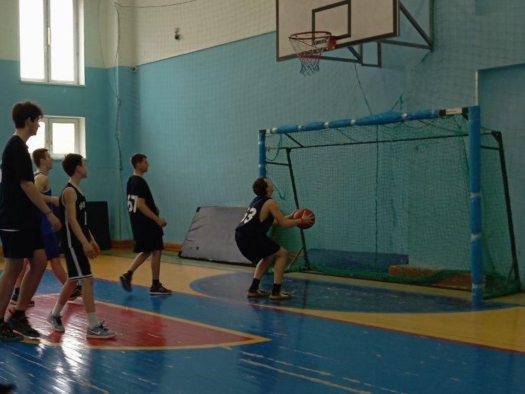 Ребята из Семейного центра «Чеховский» выиграли соревнования по баскетболу