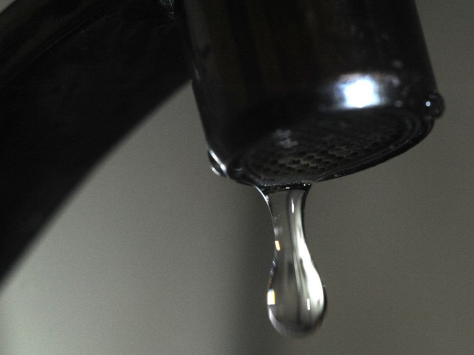 Заморозки вынудили перенести отключение горячей воды в Москве на неделю