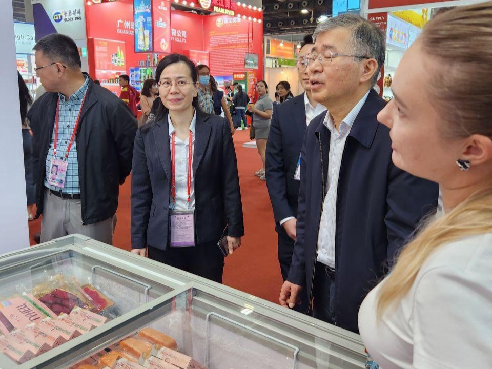 Производитель из Дмитрова представил рыбную продукцию на выставке в Китае