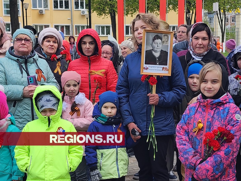 Вспоминали погибших и вернувшихся с Победой: торжественные встречи в честь Дня Победы мытищинцы посещали целыми семьями