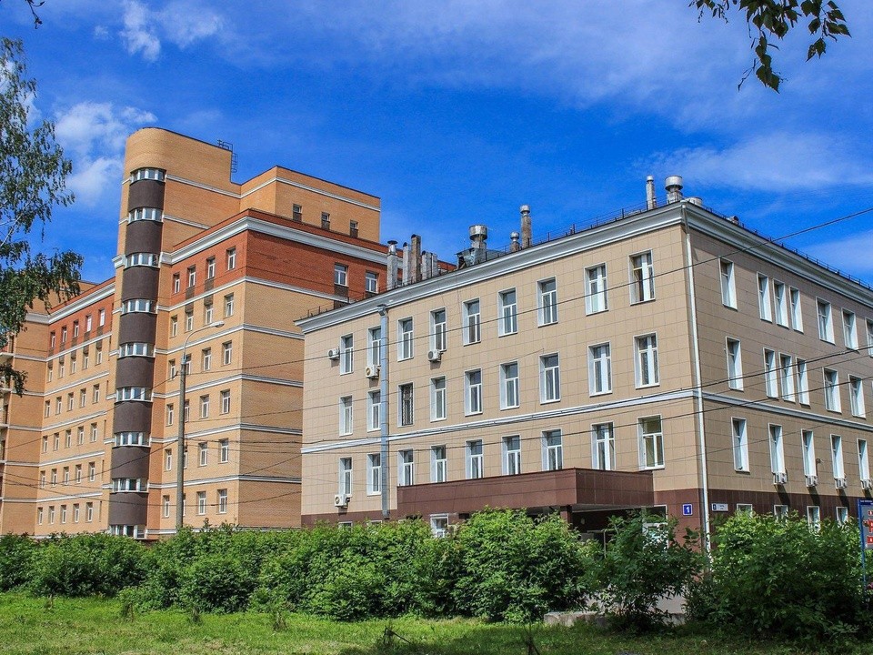 Врачи Долгопрудного вытащили из ноги пациента осколок, попавший туда около полгода назад
