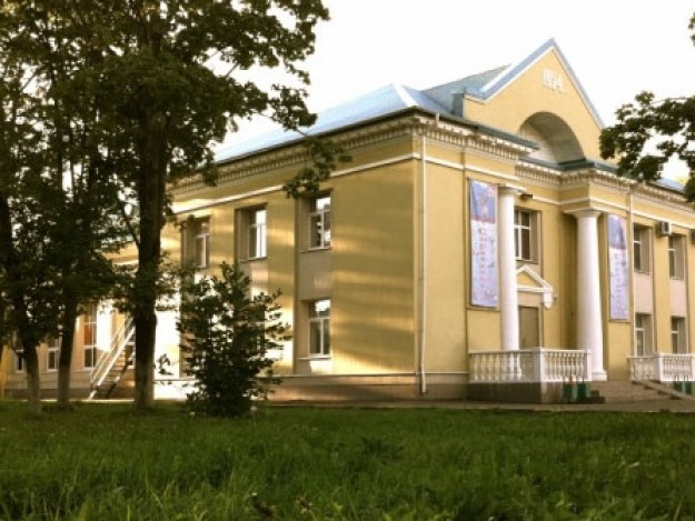 Территорию возле Тучковского центра культуры и творчества благоустроят в июне