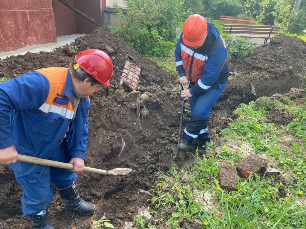 Энергетики повысили надежность электроснабжения потребителей в Озерах