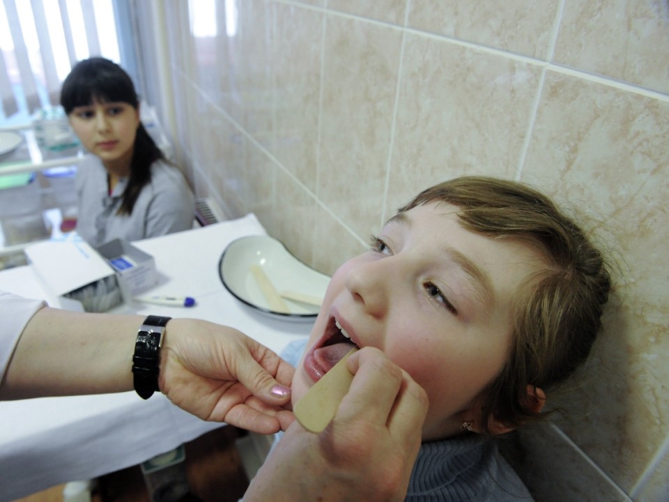 Медики признали треть детей в РФ полностью свободными от проблем со здоровьем