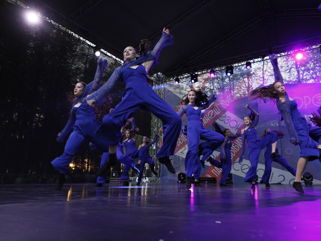 Звезды известных телешоу оценят коллективы на фестивале «Город танцует в парках»