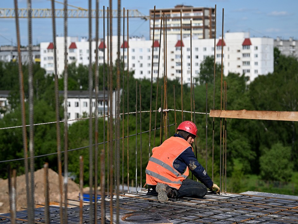 Нейросети помогли устранить более 400 нарушений на стройках Подмосковья