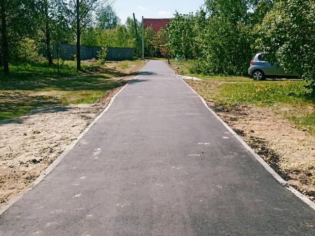 Новые пешеходные дорожки оборудовали в деревне Аксиньино и селе Петровском