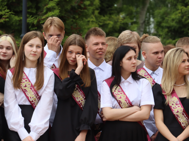 Выпускники Сергиева Посада услышат последний звонок на этой неделе