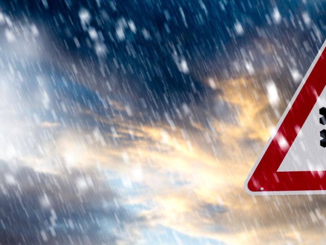 Будьте осторожны на дорогах: ожидаются снег, гололед и сильный ветер