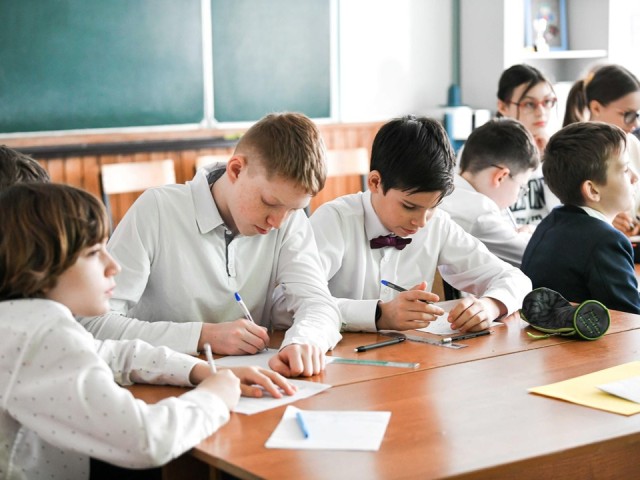 Школьников Химок приглашают проверить свои знания на всероссийской олимпиаде