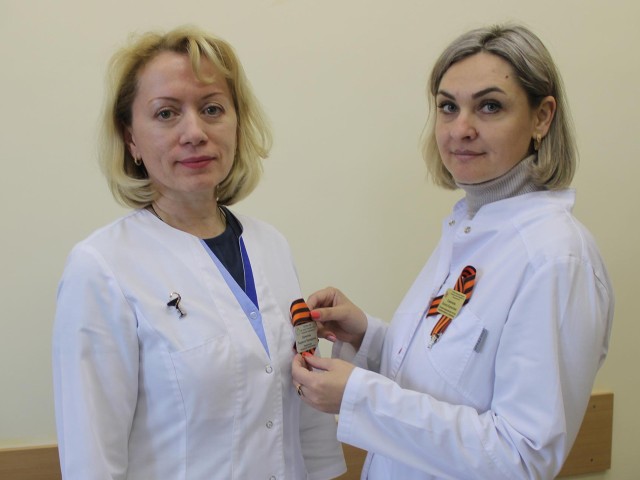 Подразделения Пушкинской больницы присоединились к акции «Георгиевская ленточка»