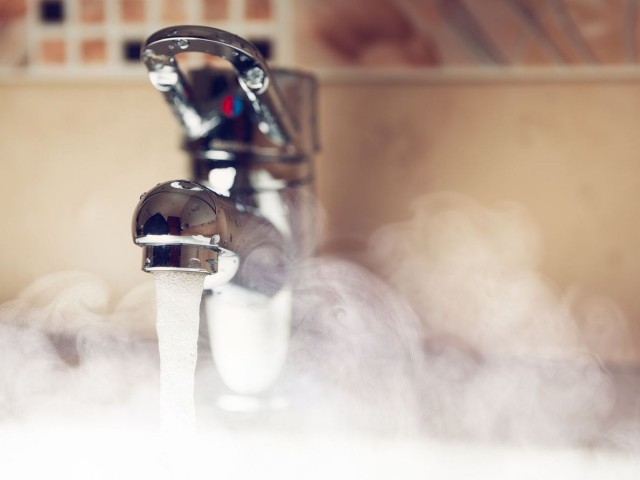 «Написали, что отключат горячую воду на все лето»: жители трех домов Бронниц получили тревожные уведомления