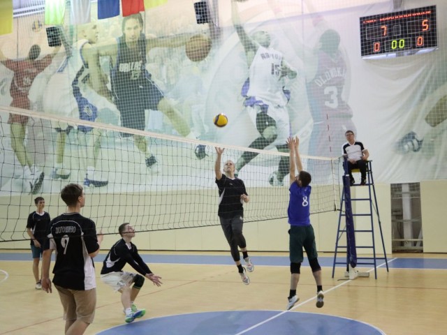 Команда Ошейкинской школы заняла первое место на турнире по волейболу