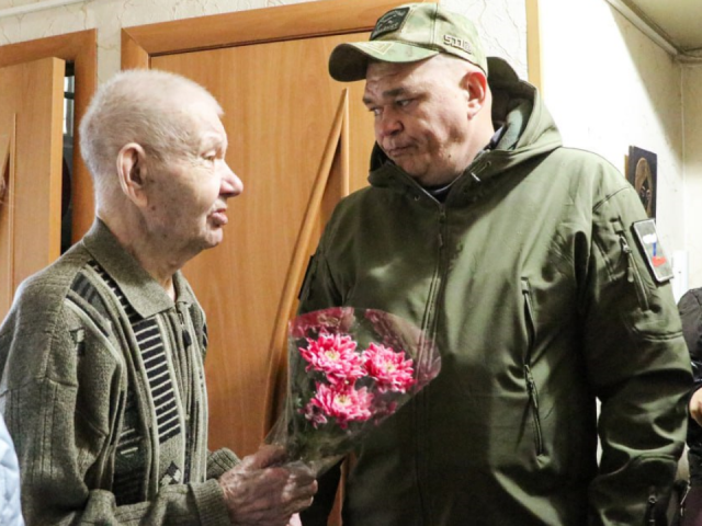Участник СВО навестил в Рузе ветеранов Великой Отечественной войны