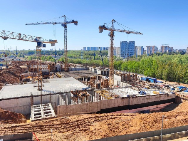 Высотку на 800 квартир в ЖК «Южная Битца» достроят к концу 2025 года