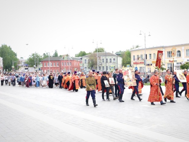В Волоколамске перекроют центральную улицу,чтобы пропустить Крестный ход