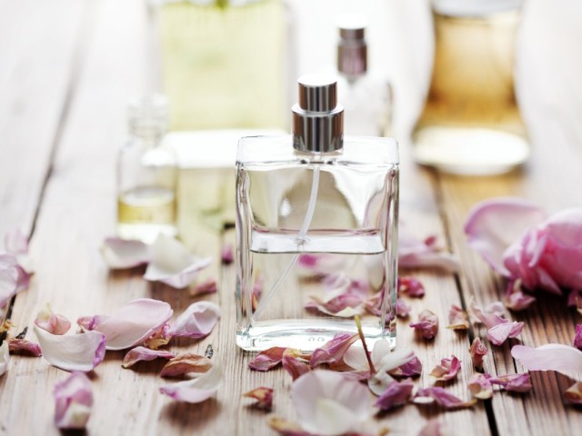 Запах женщины: эксперт назвал любимые ароматы жительниц  Волоколамска