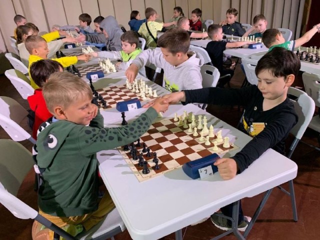 Турнир "Подмосковный Версаль" собрал любителей шахмат в Волоколамске