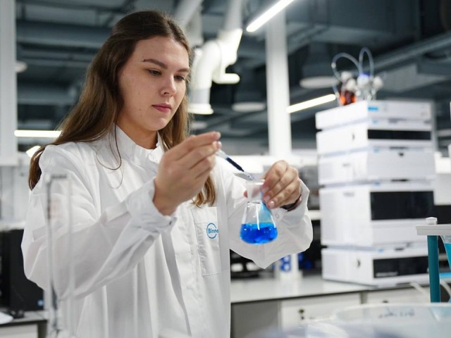 Учебно-научный центр и лабораторию по разработке биотехнологических препаратов откроют в Красногорске