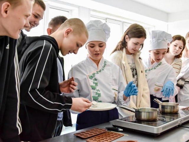 Ученики сельских школ округа Луховицы познакомились с каскадом профессий