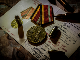 Ветераны Великой Отечественной войны из Одинцовского получили выплаты ко Дню Победы