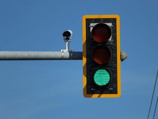 Три умных светофора установят на дорогах Пушкинского округа до конца года