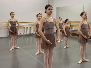 Мастерство танца: в домодедовской хореографической школе прошел открытый урок