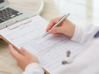 Как получить медицинские документы без похода в поликлинику