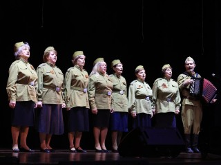 Ветераны социального центра «Люберецкий» слушали песни военных лет