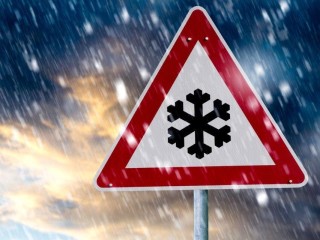 Будьте осторожны на дорогах: ожидаются снег, гололед и сильный ветер