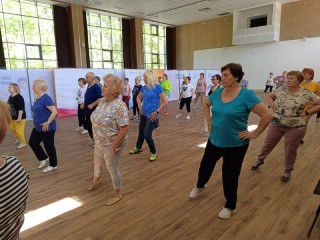 Зумба в Домодедове: танцы, позитив и энергия для активных пенсионеров