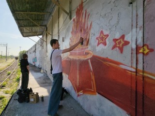 Трудные подростки с волонтерами распишут граффити станцию Павшино ко Дню защиты детей
