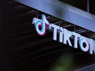 TikTok удалил более тысяч запрещенных в России материалов по требованию РКН