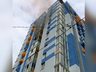 Пожар произошел на балконе дома № 7 на проспекте Астрахова