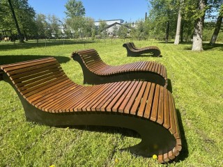 В парке Вербилки появилась новая зона для принятия солнечных ванн