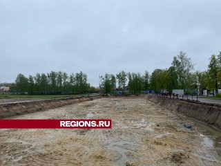 Строители на месте реконструируемого стадиона «Спартак» сделали котлован