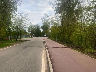 Опасность под колесом: власти Мытищ установят решетки на дренажной канавке велодорожки в Тайнинском