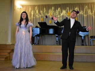 «Гармония культур»: певцы из Китая выступили в Петрово-Дальневской детской школе искусств