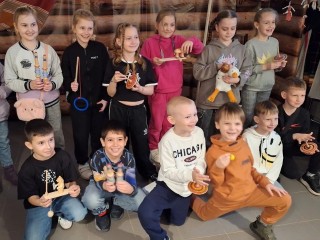 Школьники из Луховиц с экскурсией посетили самый маленький Кремль в России