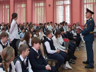 Ветеран Сергей Литвинов рассказал школьникам округа о подвиге советских людей в годы Великой Отечественной войны