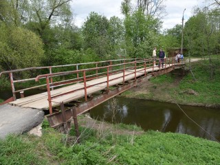 Мост через реку Лобь починили по просьбе жителя Лотошино