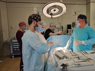 Монохориальная двойня: в видновском перинатальном центре врачи провели уникальную операцию