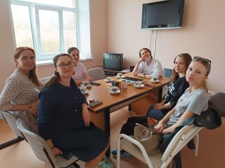 Чаепитие с акушеркой: будущих мам пригласили в Подольский роддом на доверительную беседу