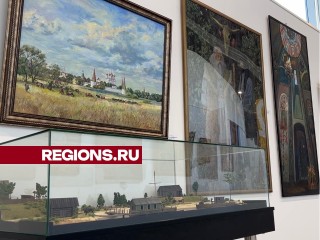 Художники Подмосковья представили на выставке в Химках свои уникальные работы