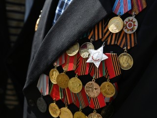 «Это кощунство»: в Госдуме предложили запретить продажу наград ветеранов Великой Отечественной войны