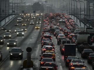 Водителей Московской области предупредили об опасности на дорогах из-за заморозков