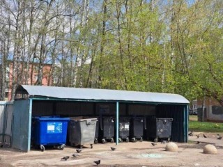 Навалы мусора убрали на трех контейнерных площадках в Подольске