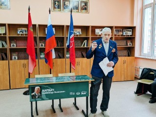 «Парту Героя» открыли в преддверии Дня Победы в школе №17